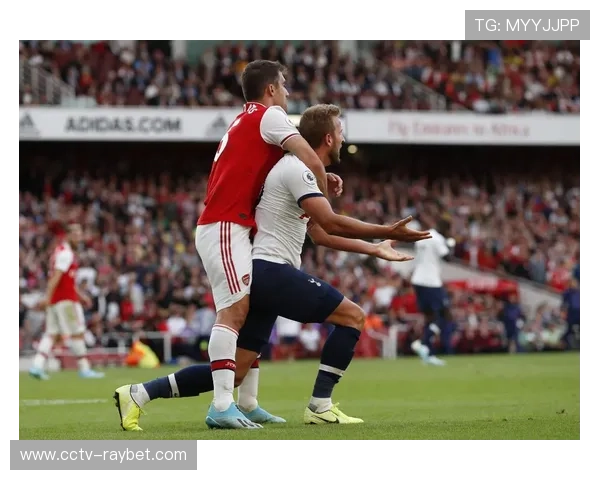 阿森纳4-1热刺赢北伦敦德比，埃泽上演帽子戏法